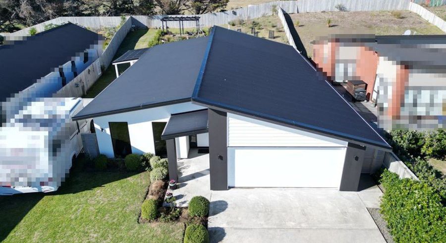  at 17 Oxnam Place, Foxton Beach, Foxton