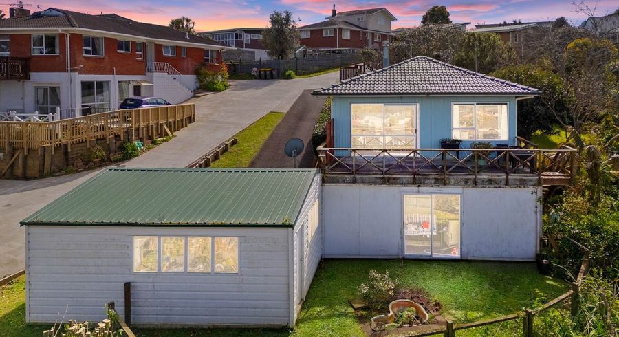  at 40 Ellesmere Crescent, Pakuranga Heights, Manukau City, Auckland