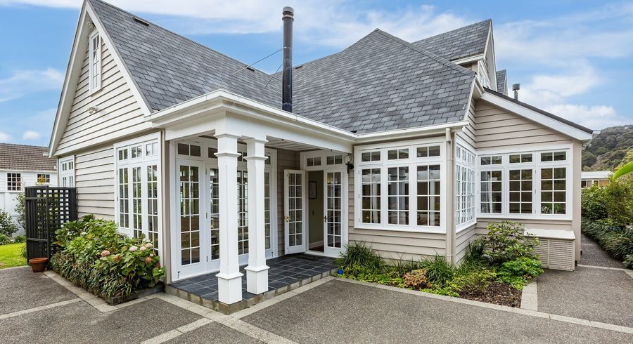 at 6 Cheviot Road, Lowry Bay, Lower Hutt, Wellington