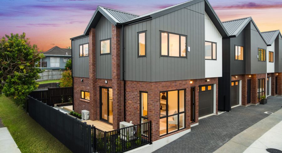  at Lot 1/32 Kurnell Drive, Botany Downs, Manukau City, Auckland