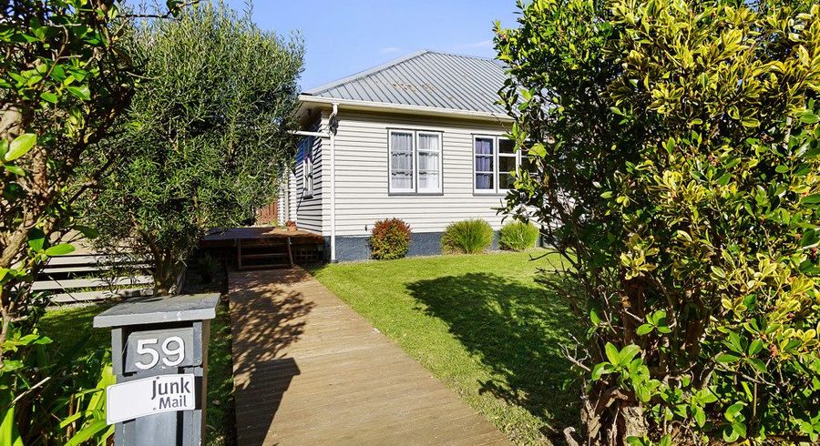  at 59 Cambridge Terrace, Waterloo, Lower Hutt