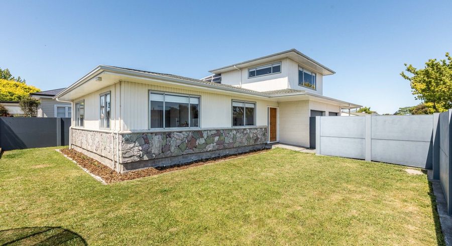  at 33 Avenue Road, Greenmeadows, Napier