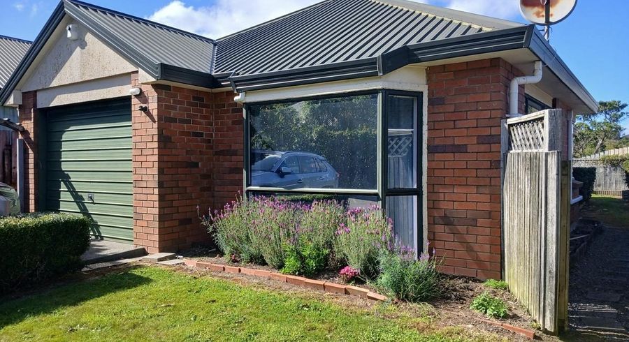  at 4 Peter Button Place, Johnsonville, Wellington, Wellington