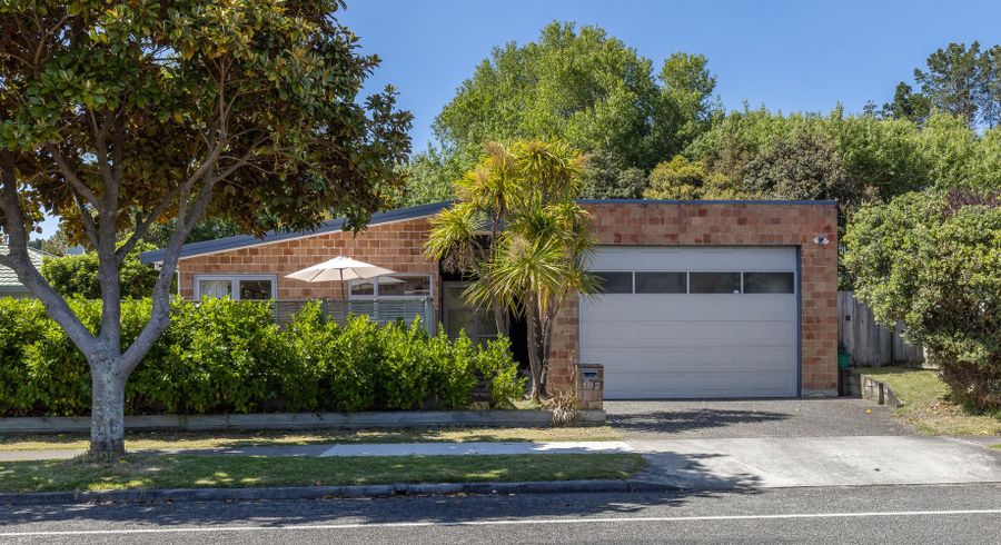  at 102 Weggery Drive, Waikanae Beach, Waikanae