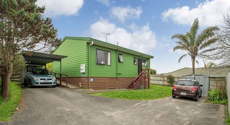  at 2/12 Skelton Avenue, Randwick Park, Auckland