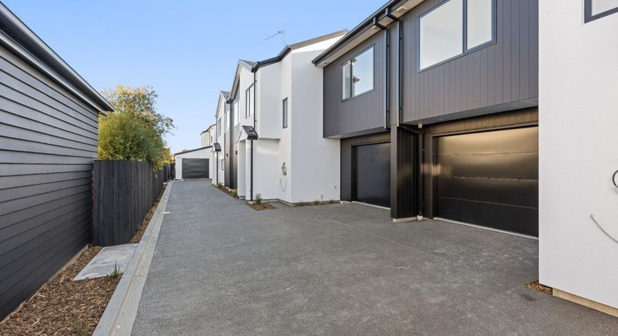  at 2/24 Shakespeare Road, Waltham, Christchurch City, Canterbury