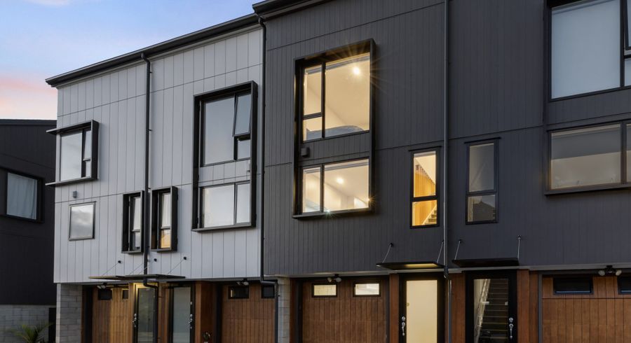  at 27 Ara Mara Hua, Henderson, Waitakere City, Auckland