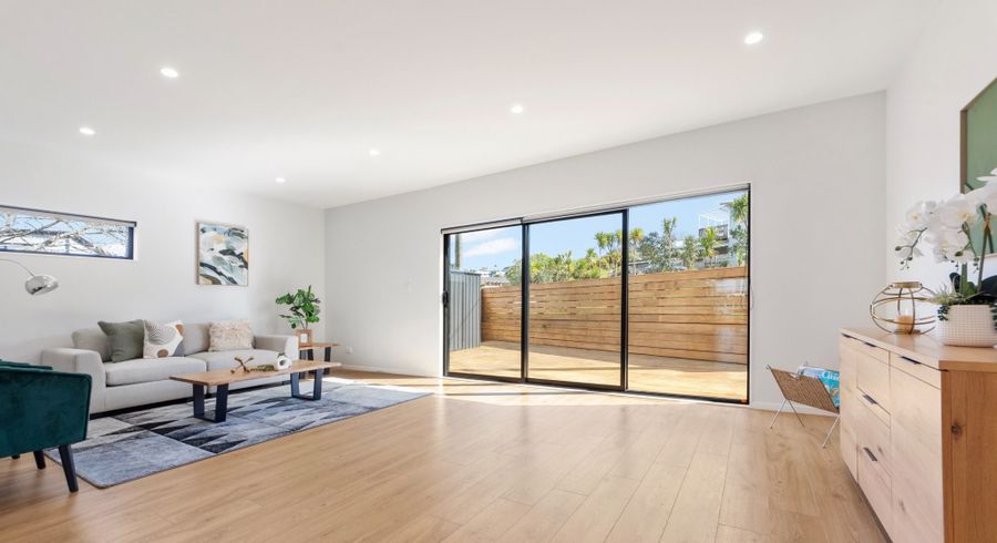  at 50C Lyons Avenue, Murrays Bay, Auckland