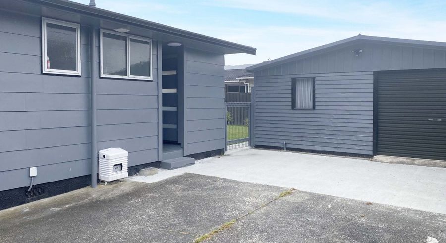 at 32B Hartford Crescent, Totara Park, Upper Hutt