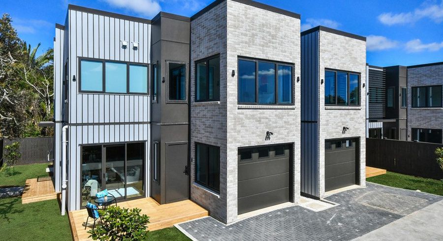  at 42 Church Road, Mangere Bridge, Manukau City, Auckland