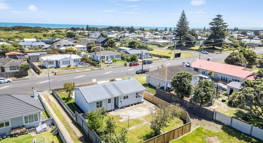  at 38/1 Cornfoot Street, Castlecliff, Whanganui, Manawatu / Whanganui