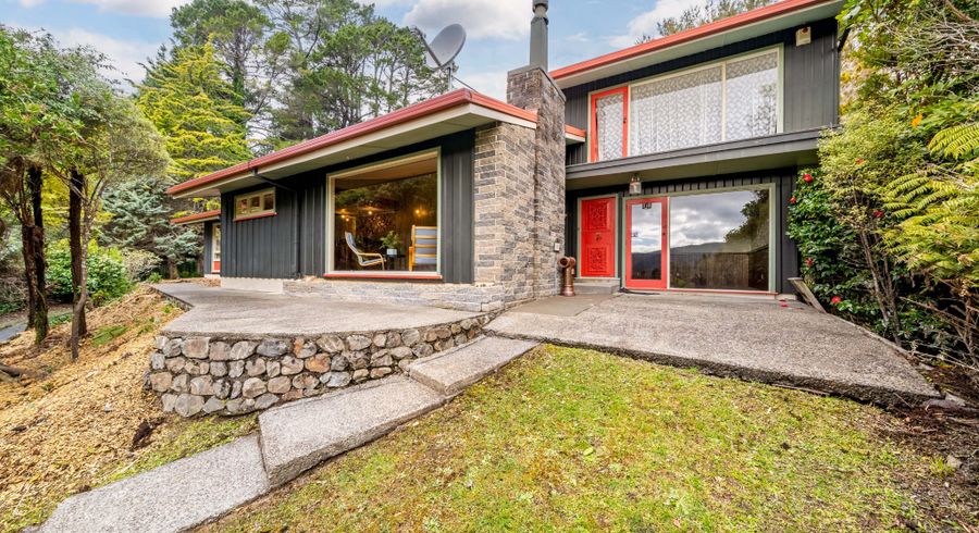  at 99 Pinehaven Road, Pinehaven, Upper Hutt, Wellington