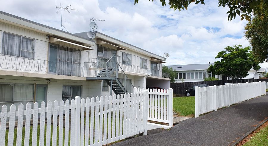  at 7/15 Lloyd Avenue, Mount Albert, Auckland