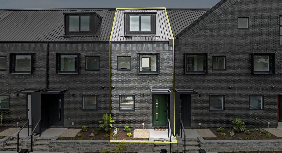  at 5 Erina Road, Wiri, Manukau City, Auckland