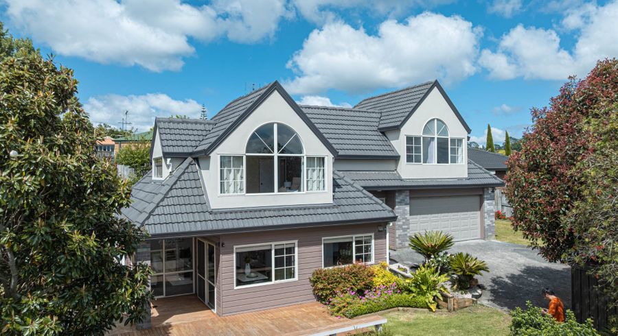  at 2/3 Pelican Lane, Unsworth Heights, North Shore City, Auckland