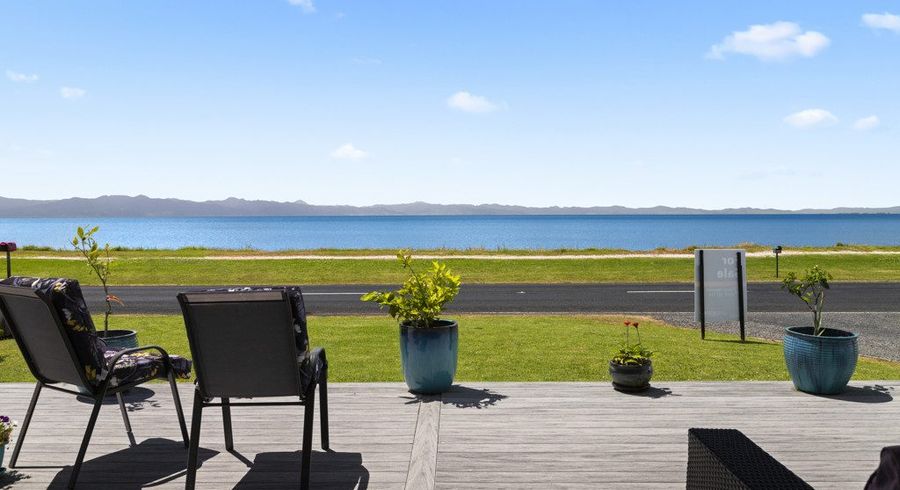  at 877 East Coast Rd, Kaiaua, Franklin, Auckland