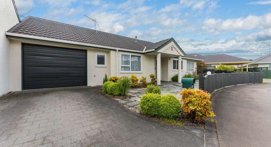  at 14 Millwood Place, Silverstream, Upper Hutt