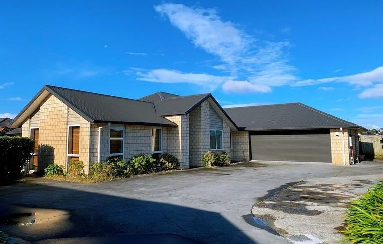  at 8 Sutherland Ct, Flagstaff, Hamilton, Waikato
