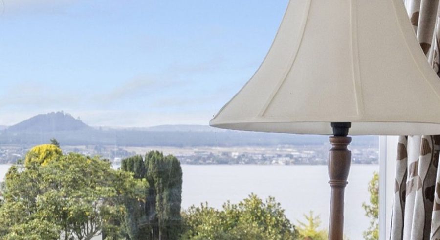 at 2/8 Kinder Street, Acacia Bay, Taupo, Waikato
