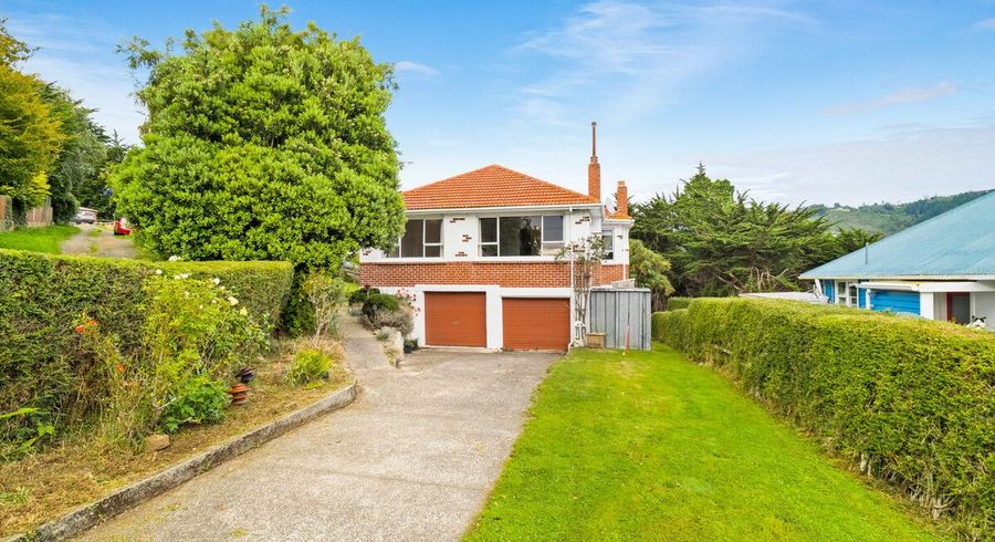  at 18 District Road, Roseneath, Dunedin