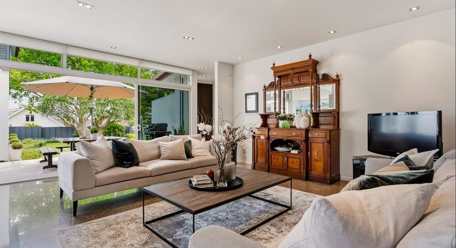  at 6 Beresford Street, Bayswater, North Shore City, Auckland