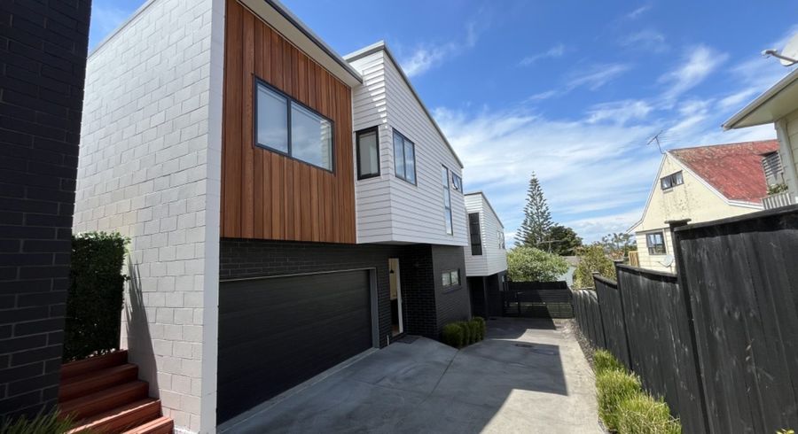  at 48D Ruawai Road, Mount Wellington, Auckland City, Auckland