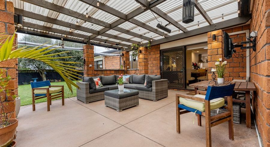  at 32 Broadhurst Road, Flat Bush, Manukau City, Auckland