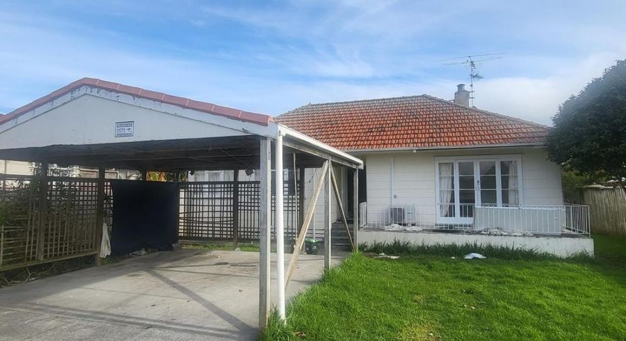  at 70 Cambridge Terrace, Papatoetoe, Manukau City, Auckland