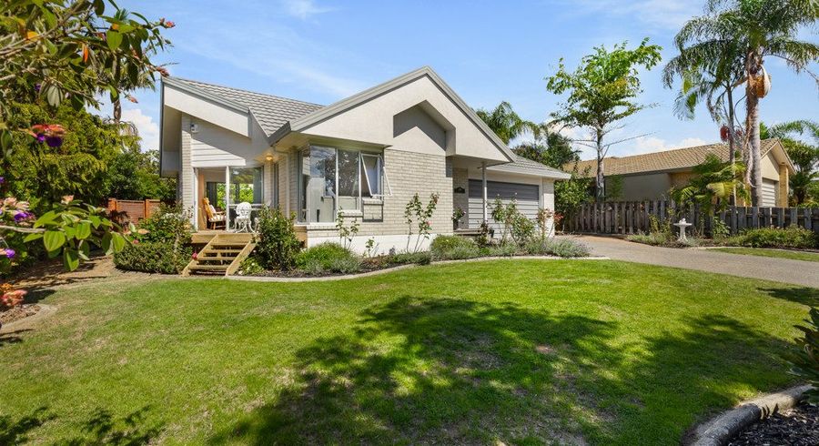  at 24 Picasso Drive, West Harbour, Auckland