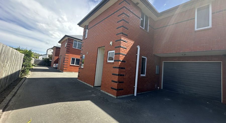  at 2/672 Ferry Road, Woolston, Christchurch City, Canterbury