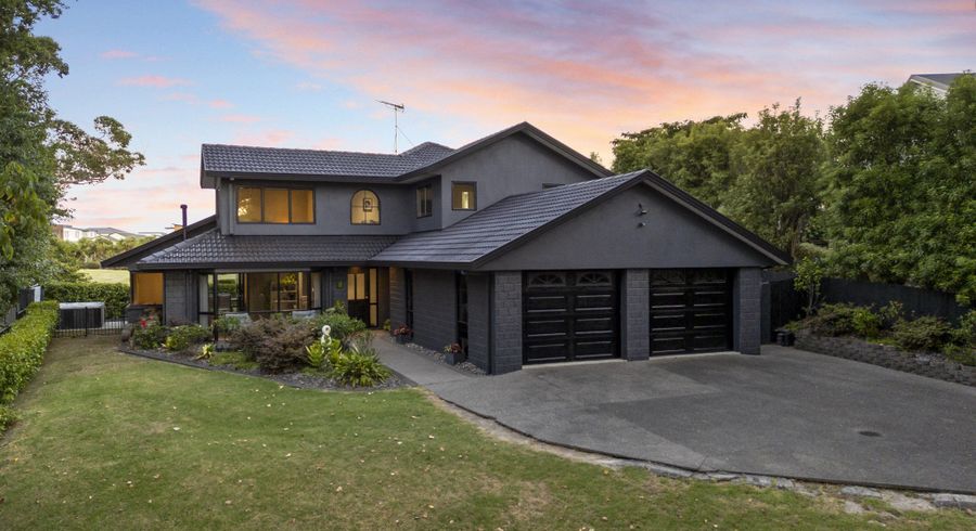  at 18 Blakewell Place, Beachlands, Auckland