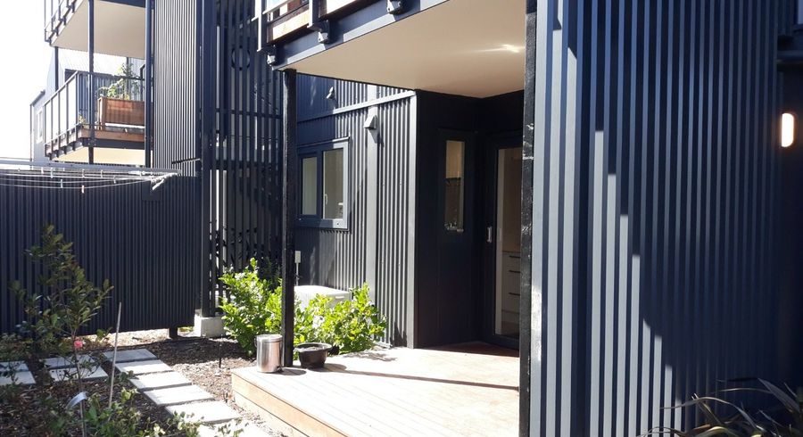  at 1/11 Parlane Street, Addington, Christchurch City, Canterbury