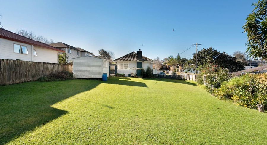  at 89 View Road, Henderson, Waitakere City, Auckland