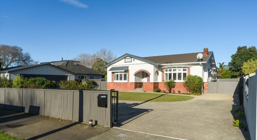  at 322 College Street, West End, Palmerston North