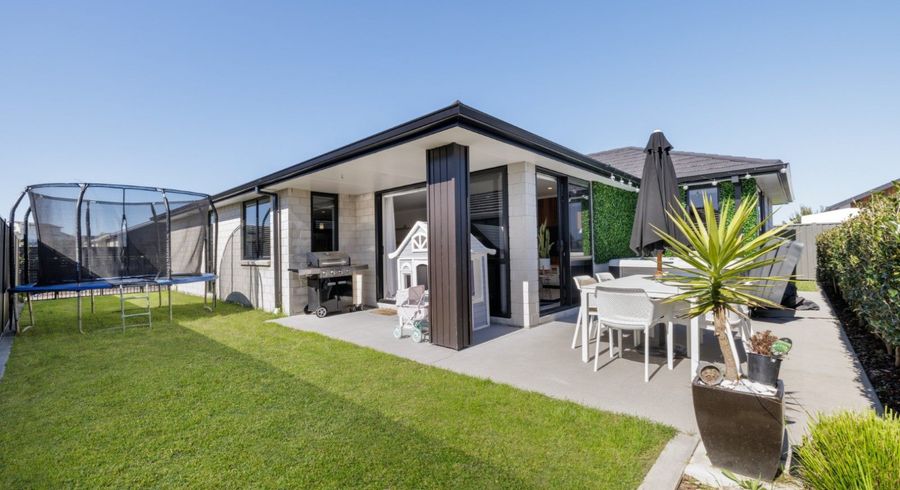  at 8 Scarr Lane, Pyes Pa, Tauranga
