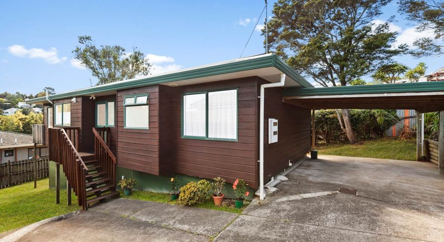  at 2/50 Elliott Avenue, Bayview, Auckland