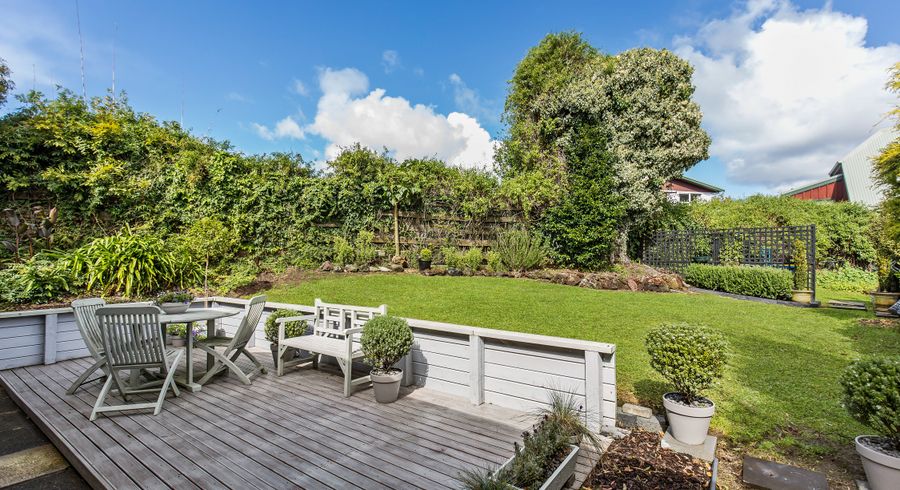  at 2/61 Watea Road, Torbay, Auckland