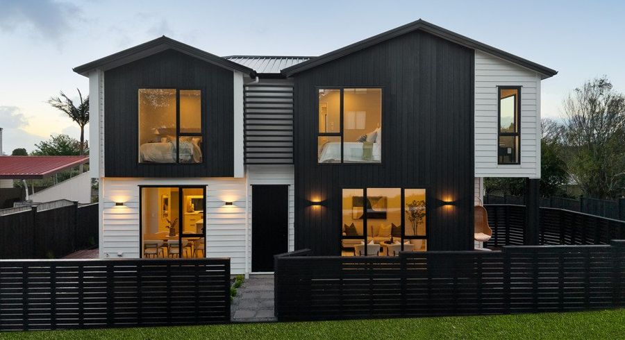  at 8A Catalina Crescent, Forrest Hill, North Shore City, Auckland