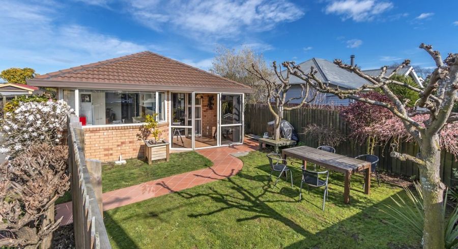  at 1/145 Simeon Street, Spreydon, Christchurch