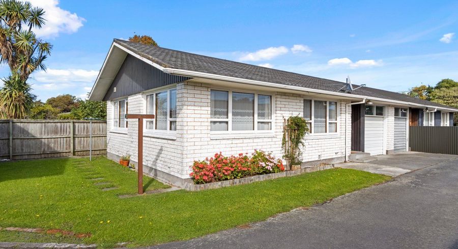  at 2/110 Champion Street, Edgeware, Christchurch