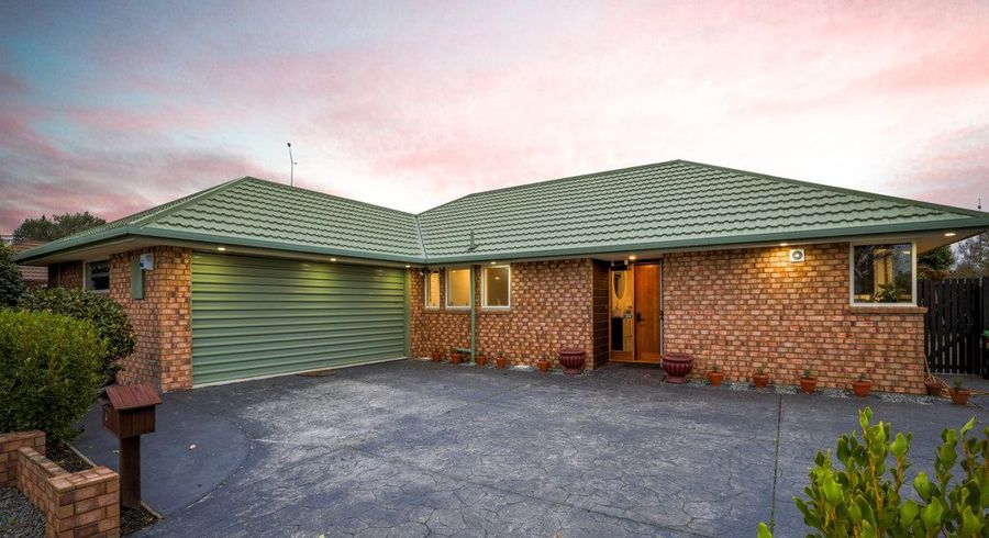  at 3 Farquhars Road, Redwood, Christchurch
