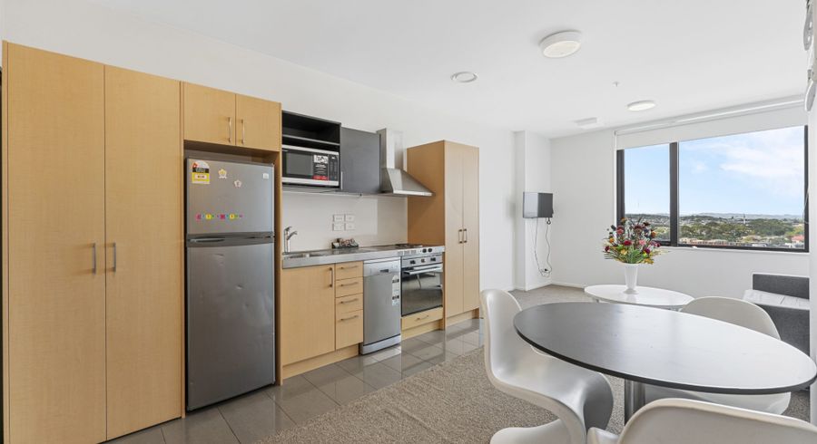  at 913/17 Putney Way, Manukau, Manukau City, Auckland