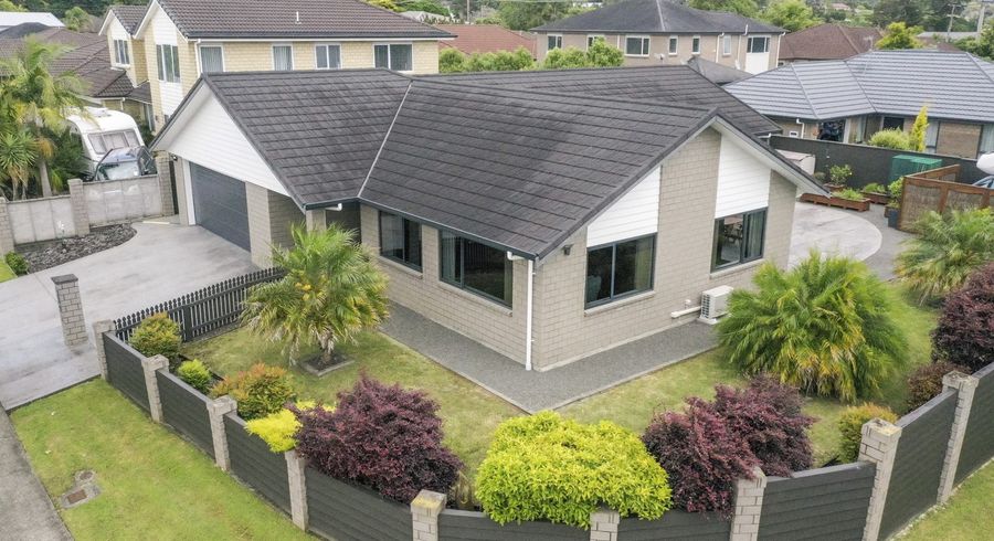  at 14 Murray Becroft Avenue, Henderson Valley, Auckland