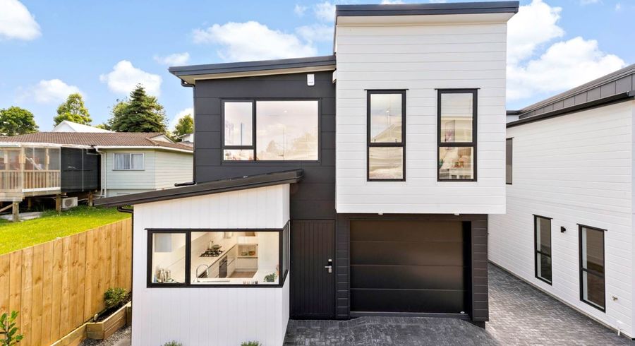  at 21D Crosby Road, West Harbour, Waitakere City, Auckland