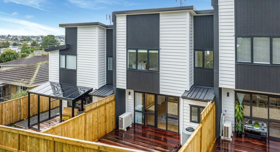  at 4/46 Vera Road, Te Atatu South, Waitakere City, Auckland