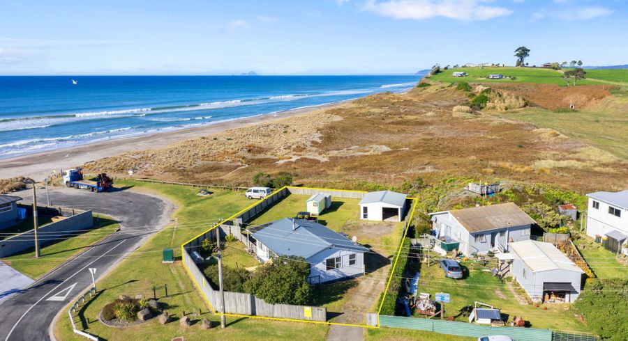  at 348 Pukehina Beach Road, Pukehina, Western Bay Of Plenty, Bay Of Plenty