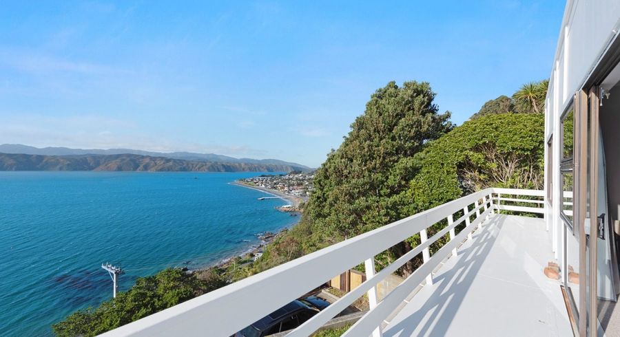 at 8 Khyber Road, Seatoun, Wellington