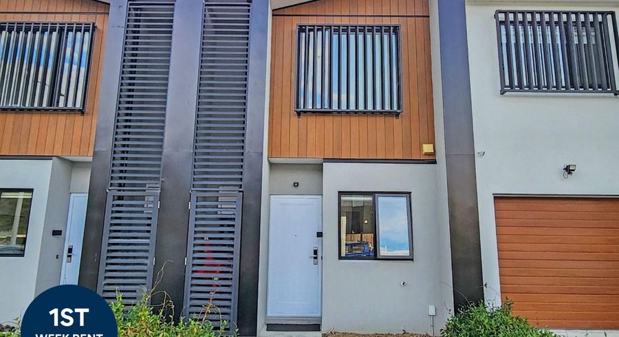  at 9 Fitch Lane, Wallaceville, Upper Hutt, Wellington