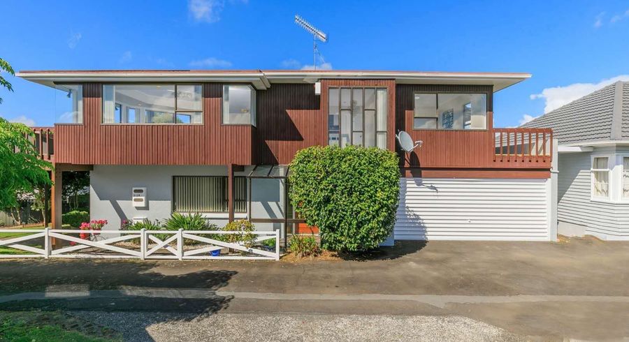  at 2/1A Rostrevor Avenue, Epsom, Auckland City, Auckland