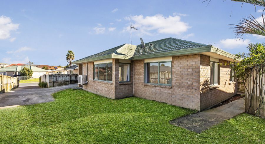  at 12A Manston Road, Mangere, Auckland